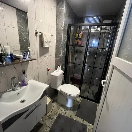 شقة Antalya'nin Merkezinde 1+1 Luks Daire أنطاليا